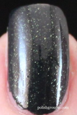 OPI Skyfall Collection: Live And Let DIe