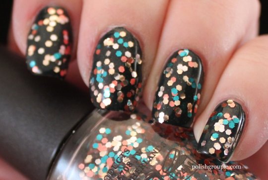 OPI Skyfall Collection: The Living Daylights