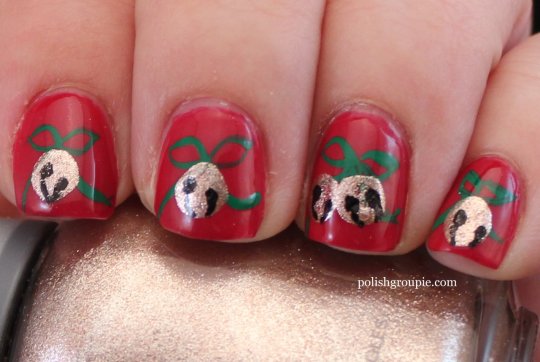 Christmas Nail Art: Jingle Bells