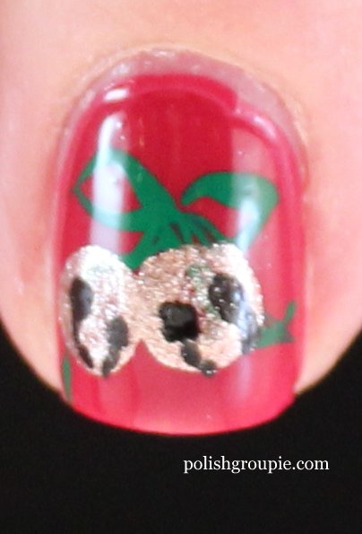 Christmas Nail Art: Jingle Bells